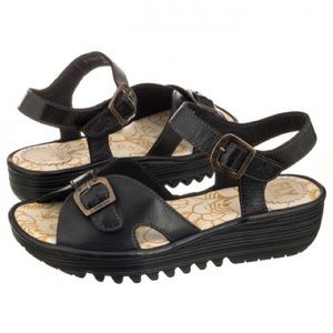 Fly London Black leather sandals “Colmar Egal”